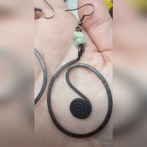 Artisan Crafted Copper Tribal Spiral Hoop Dangle Earrings With Green Beads 3” - Picture 4 of 9